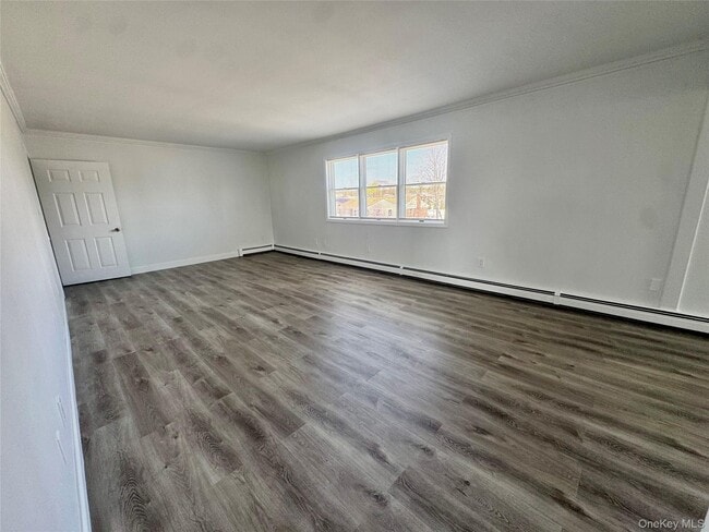 Photo - 70 Burlington Ave