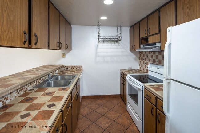 Building Photo - 98-340-340 Koauka Loop