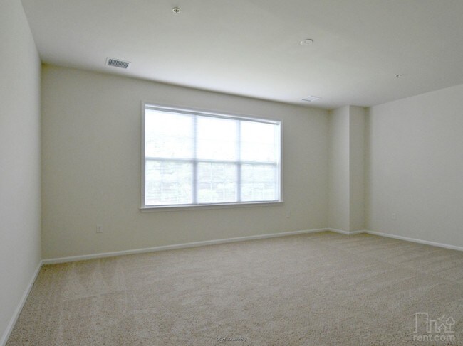 Photo - 417 Timberlake Dr Unit 417