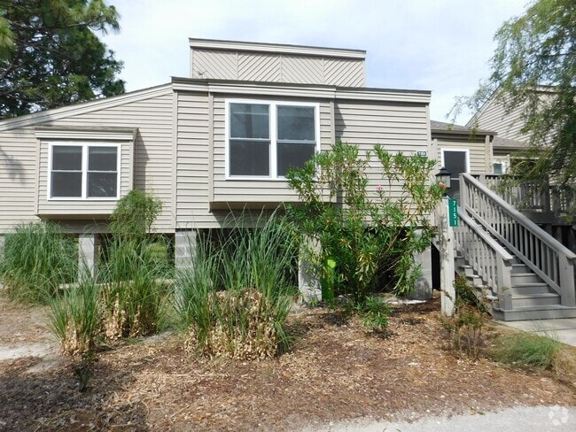 Building Photo - 7151 Windward Dr Rental