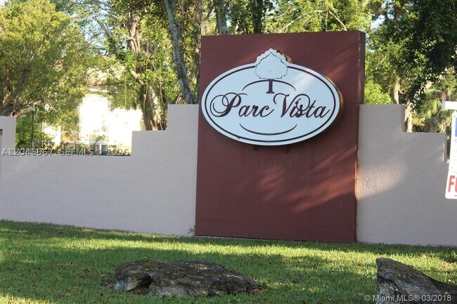 Building Photo - 9257 SW 138th Pl Unit 9257