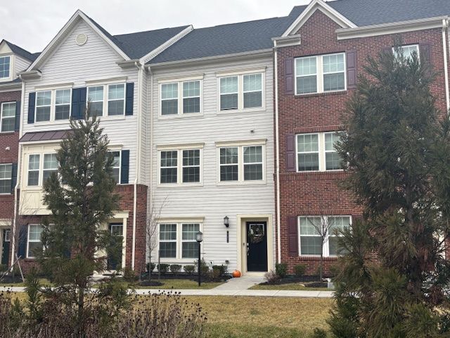 Photo - 7585 Marston Way