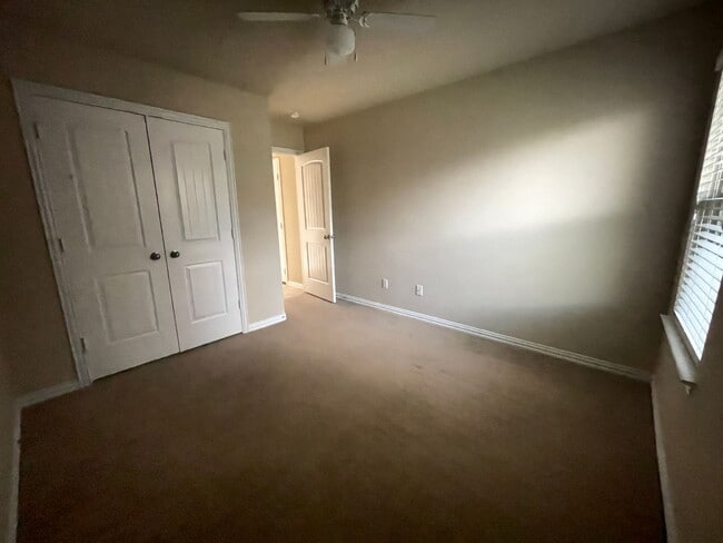 Photo - 6401 Alabaster Dr