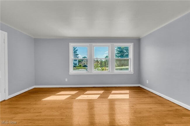 Building Photo - 3264 E 149th St Unit 1/DN Rental