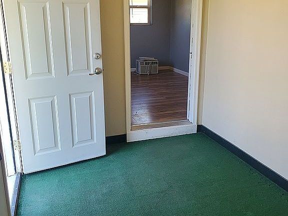 Photo - 630 3rd Ave W