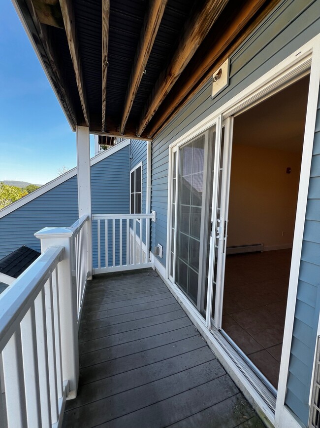 Photo - 9 Jenna Ln