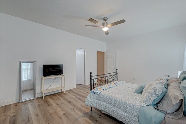 Photo - 8077 El Mundo St Unit 8077
