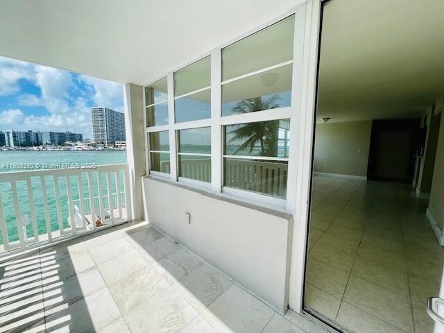 Photo - 2016 Bay Dr Unidad 207
