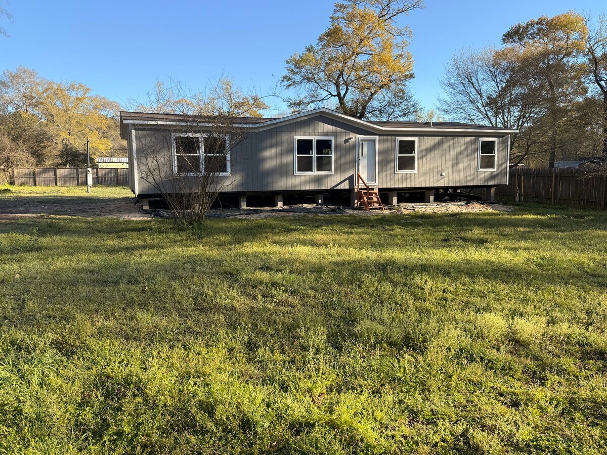 Photo - 16202 Shalamar Dr Rental