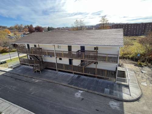 Building Photo - 6 Bob Cat Ct Unit 6 11