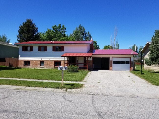 Building Photo - 505 N 16th Ave