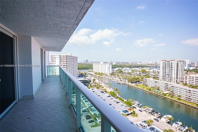 Photo - 100 Bayview Dr Unit 2028
