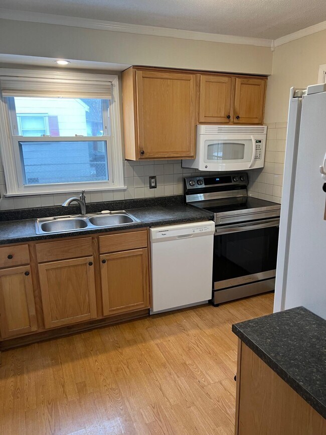 Photo - 1659 Strader Dr