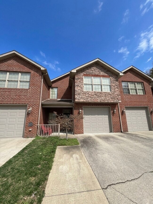 Building Photo - 110 Renee Ln Unit D-3