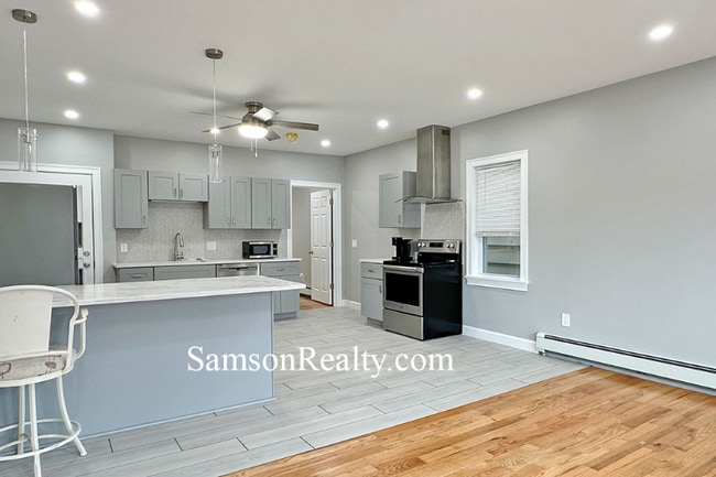 Photo - 296 Atwells Ave Unit 2A