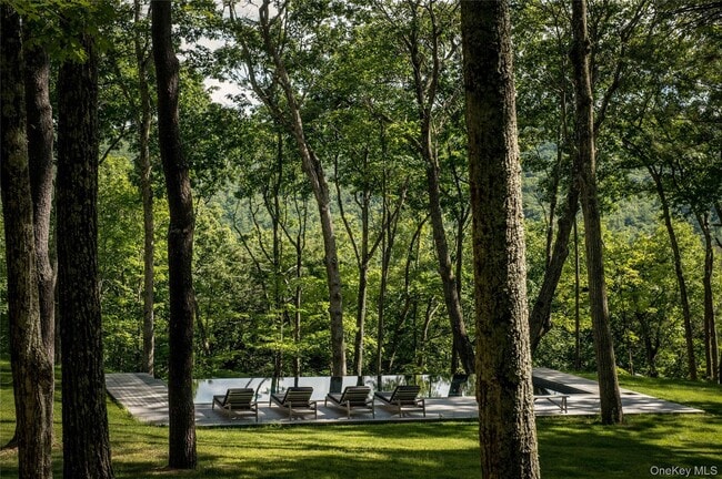 Photo - 55 Nordic Dr