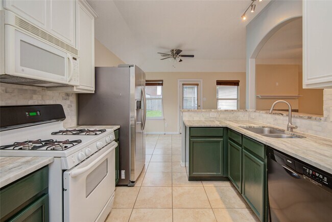 Photo - 3330 Peachstone Pl