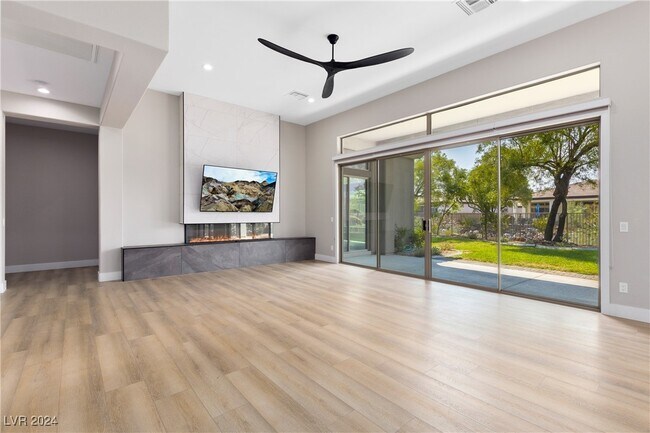 Photo - 19 Contra Costa Pl