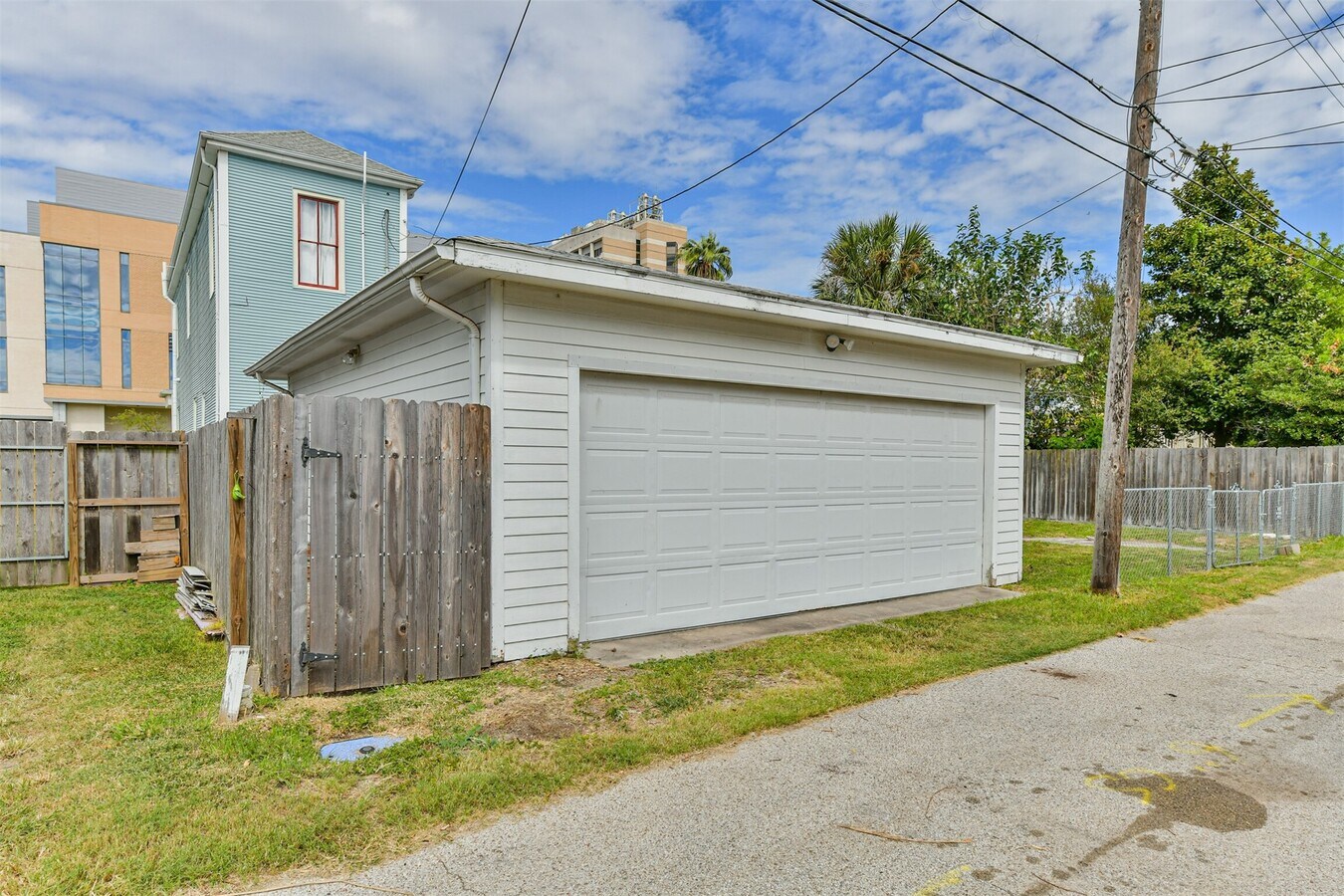 Photo - 1121 Market St