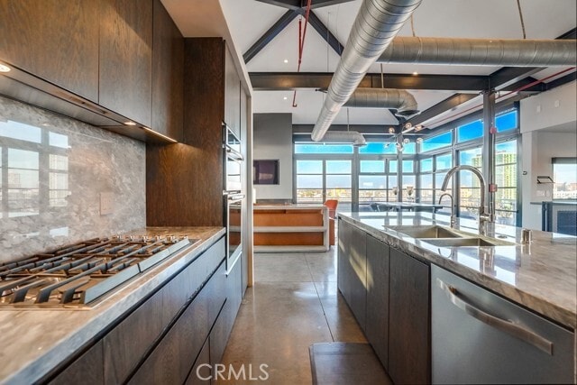 Photo - 100 W 5th St