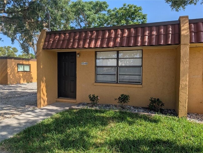 Photo - 8944 Temple Terrace Hwy Apartment Unit 8948