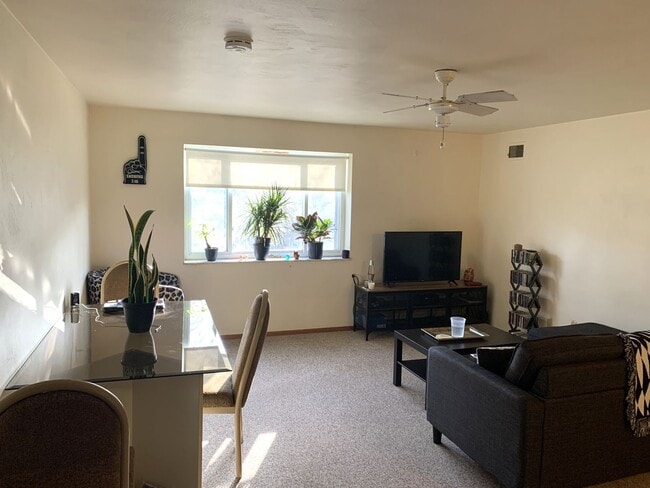 Photo - 4349 Murray Ave Unidad 4