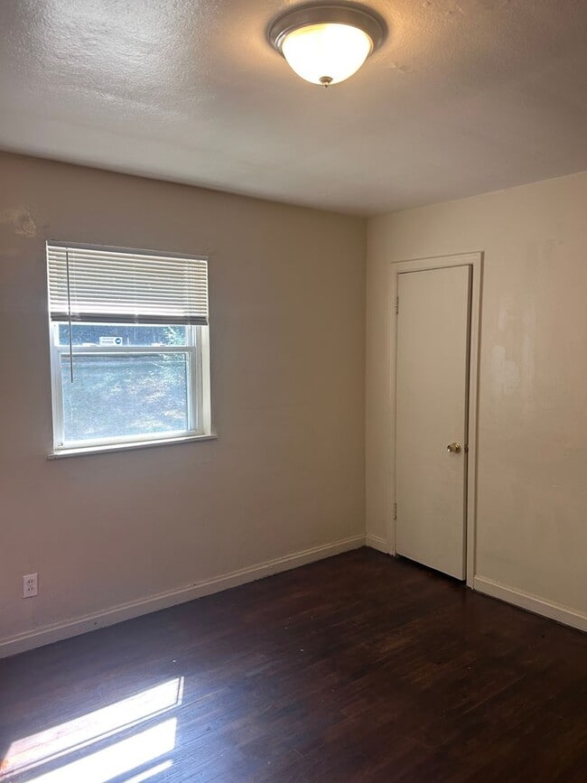 Photo - Charming 2 Bedroom 1 Bath House Rent Ready...