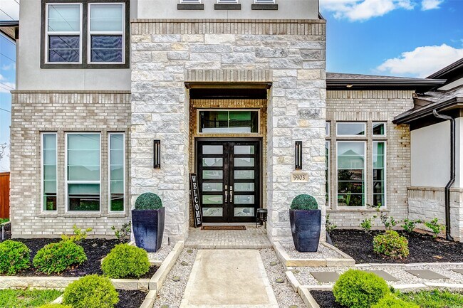 Photo - 9903 Regal Bend Dr