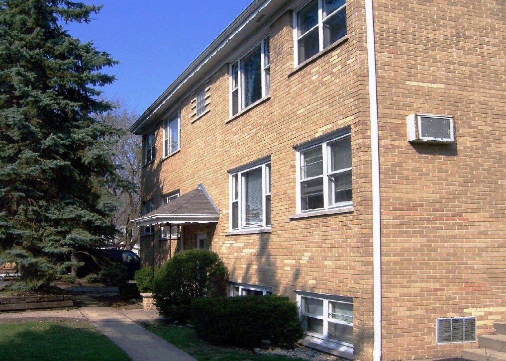 Photo - 340-342 Crystal St Apartments
