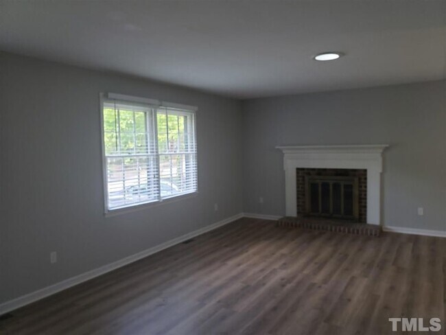 Photo - 7708 Longstreet Dr