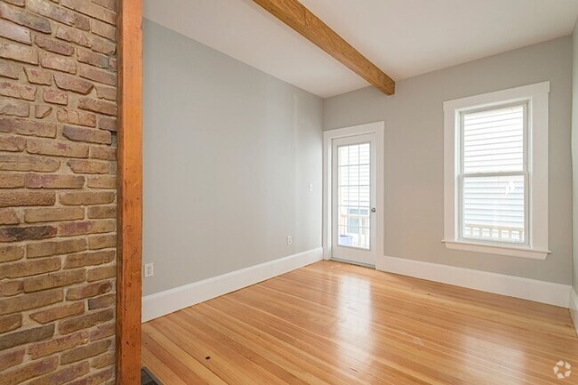 Building Photo - 9/1 Massive, renovated 7BR/2BA in Porter Sq! Rental