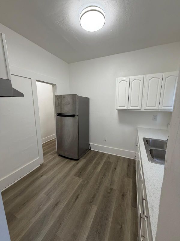 Photo - 433 W 4th St Unit #433
