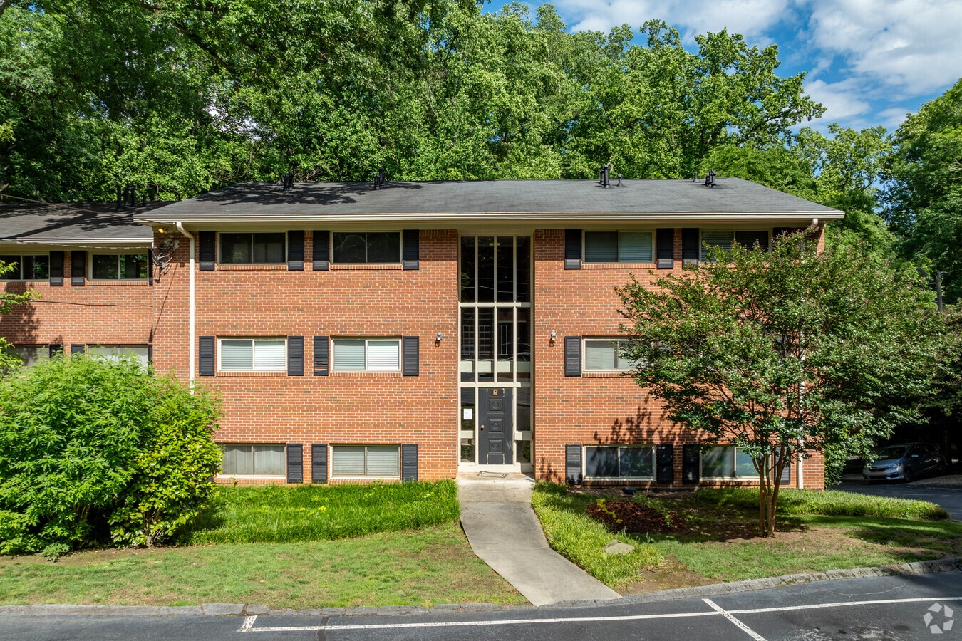 Photo - Emory Garden Condominiums