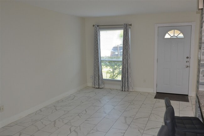 Photo - 2379 Briarwest Blvd Unit 25
