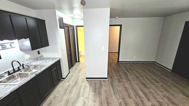 Photo - 126 Poplar St Unidad #7