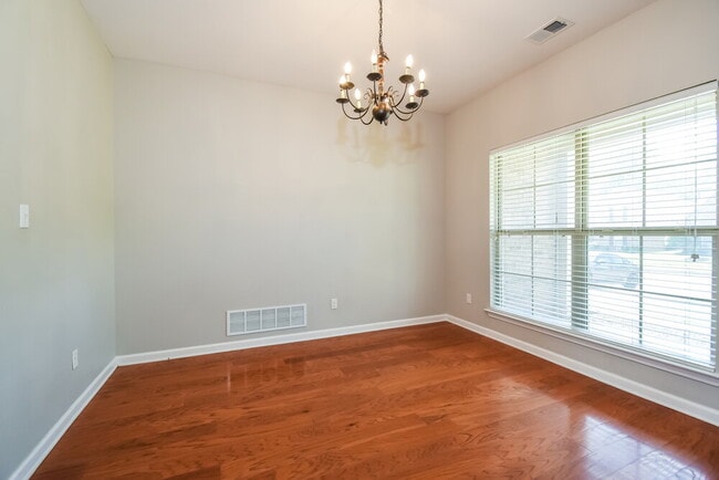 Photo - 6092 Vera Ln