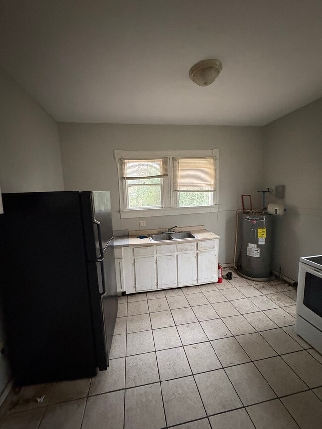 Photo - 340 Buford St Unidad B