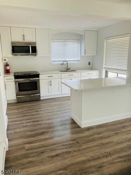 Photo - 310 Lake Shore N Unit D