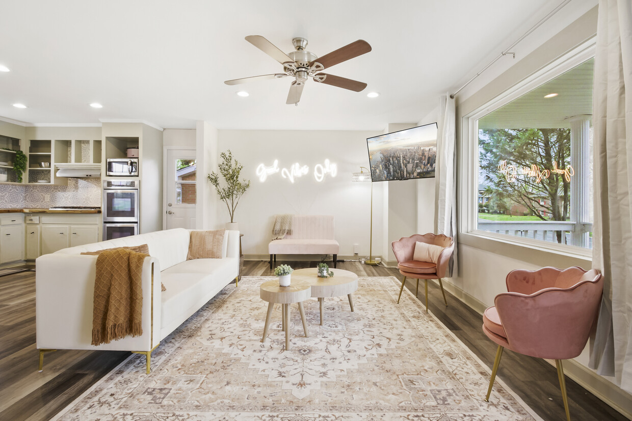 Photo - 528 Continental Dr (Nashville, TN)