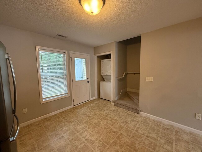 Photo - 147 Cornerstone Pl