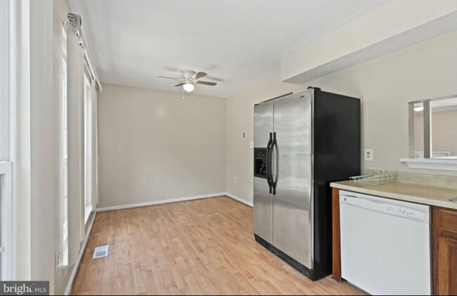 Photo - 7407 Morrison Dr Townhome