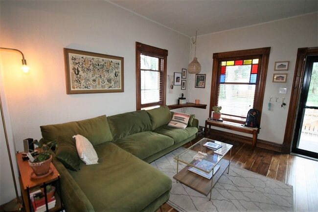 Photo - 2 Bedroom Main Level Home in the Heart of Old Colorado City!