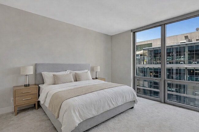 Photo - 2 E Erie St Unit 2408