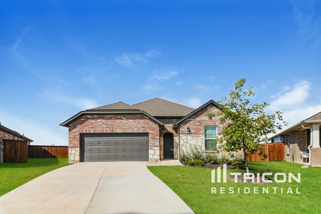 Building Photo - 8101 Howell Oak Dr Rental