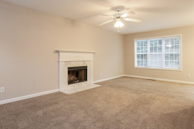 Photo - 9490 Pebble Creek Ct