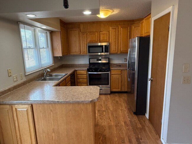 Photo - 4 Bedroom, 2 Bath Home for Rent