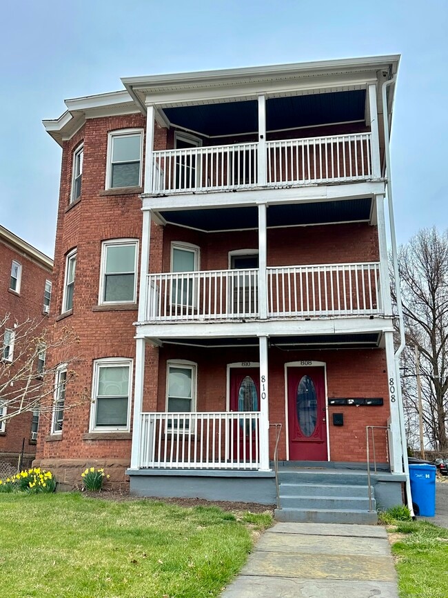 Photo - 808 Capitol Ave Apartment Unit 3