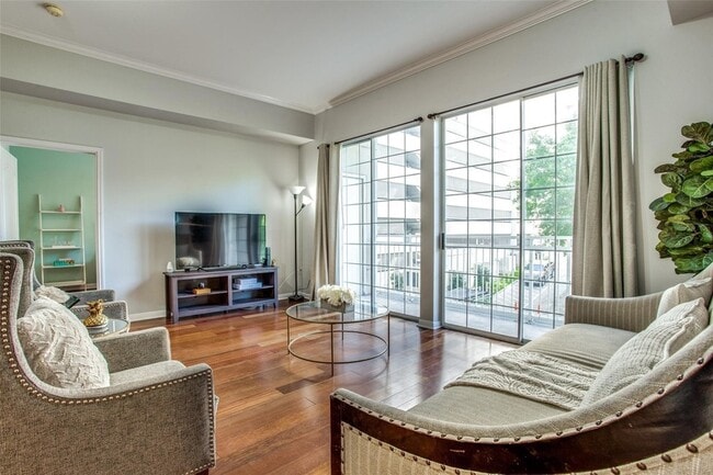 Photo - 3225 Turtle Creek Blvd Blvd Unit 306