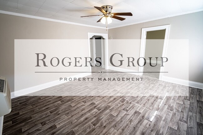 Photo - #391*** - 118-126 Clark St. Duplex Unidad 126 S. Clark St