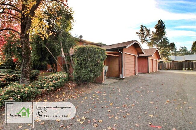 Photo - 2750 Shasta View Dr Unit 1